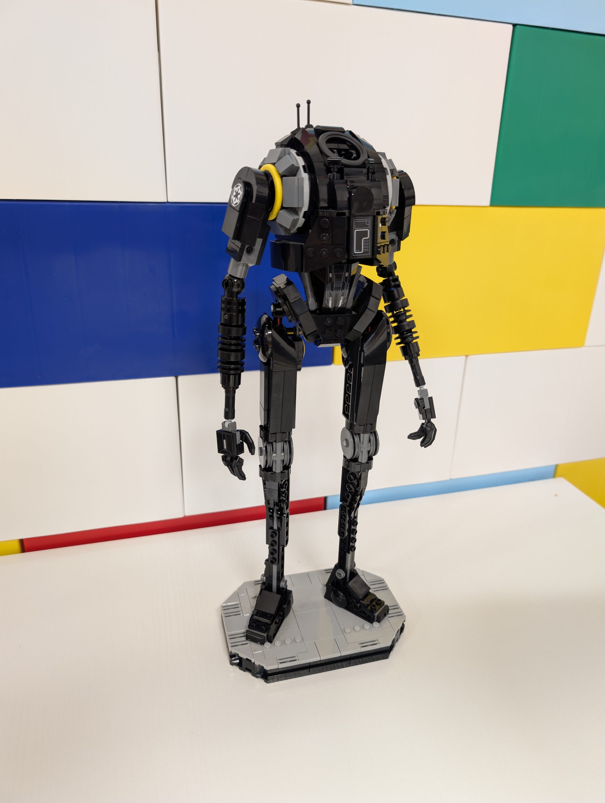 LEGO Star Wars 75434 K-2SO Security Droid - Good enough to parade