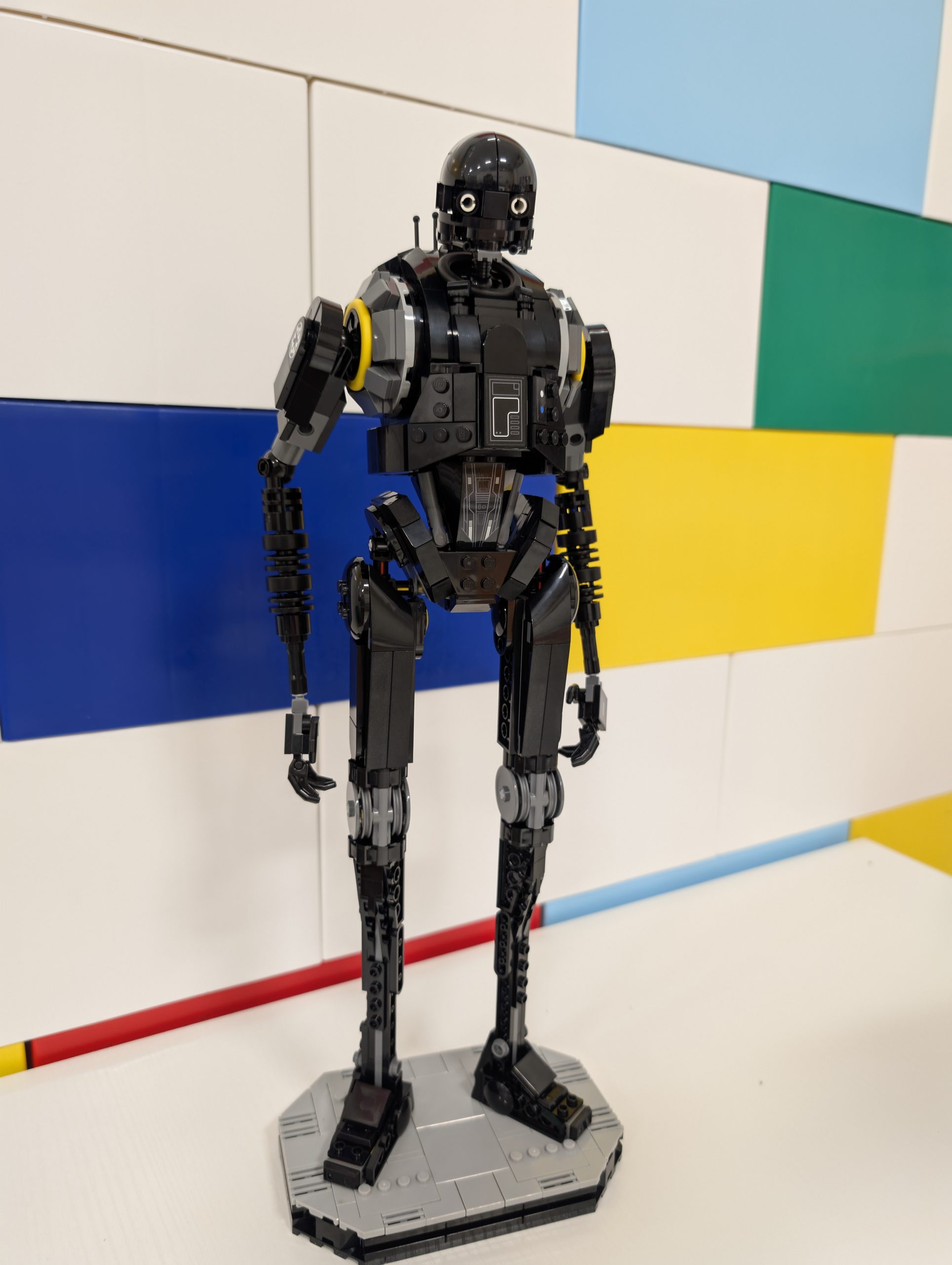 LEGO Star Wars 75434 K-2SO Security Droid - Good enough to parade