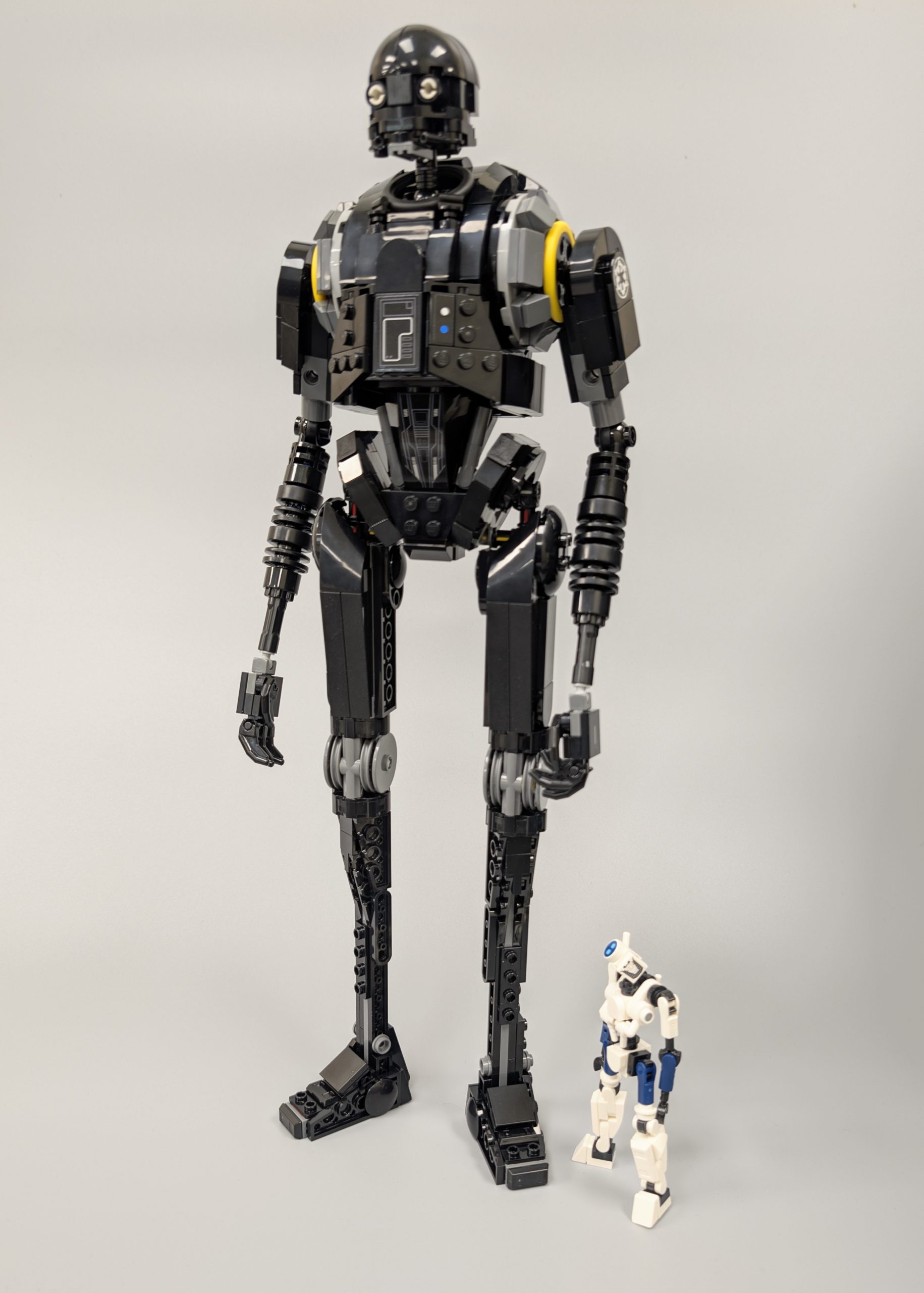 LEGO Star Wars 75434 K-2SO Security Droid - Good enough to parade