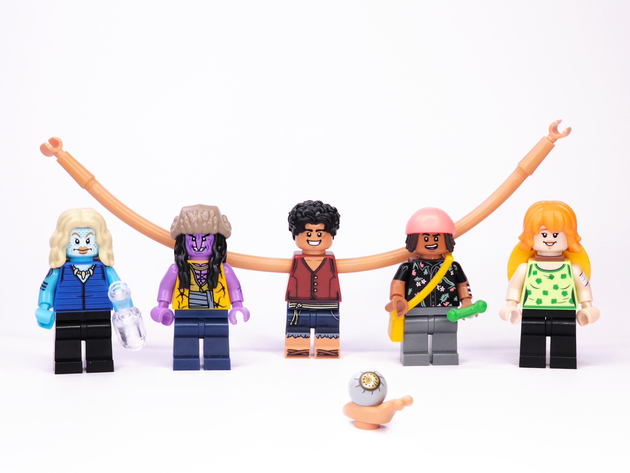 Yo ho, yo ho, a pirate fig look-see! A custom minifig creator