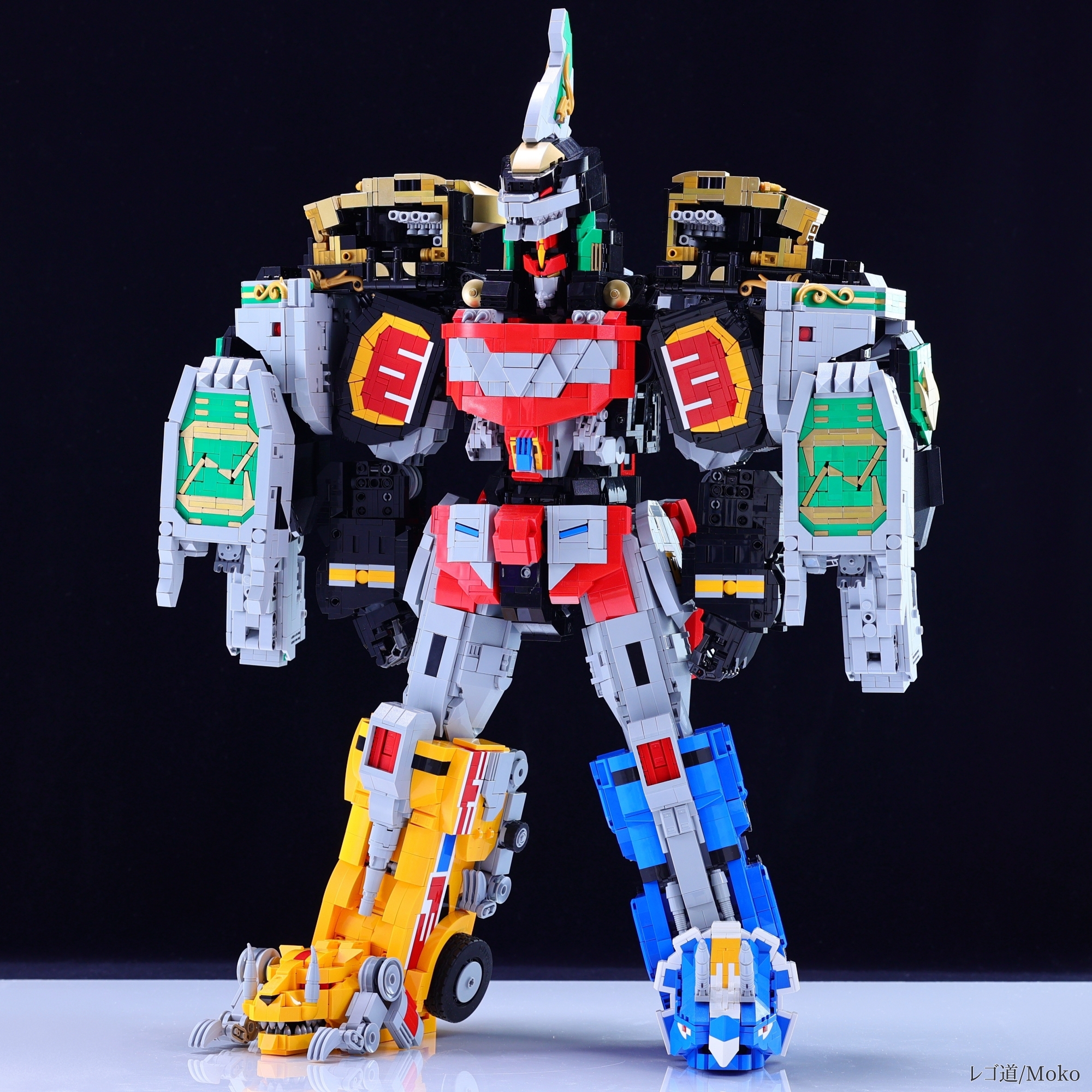 MegaDragonzord - The Brothers Brick | The Brothers Brick