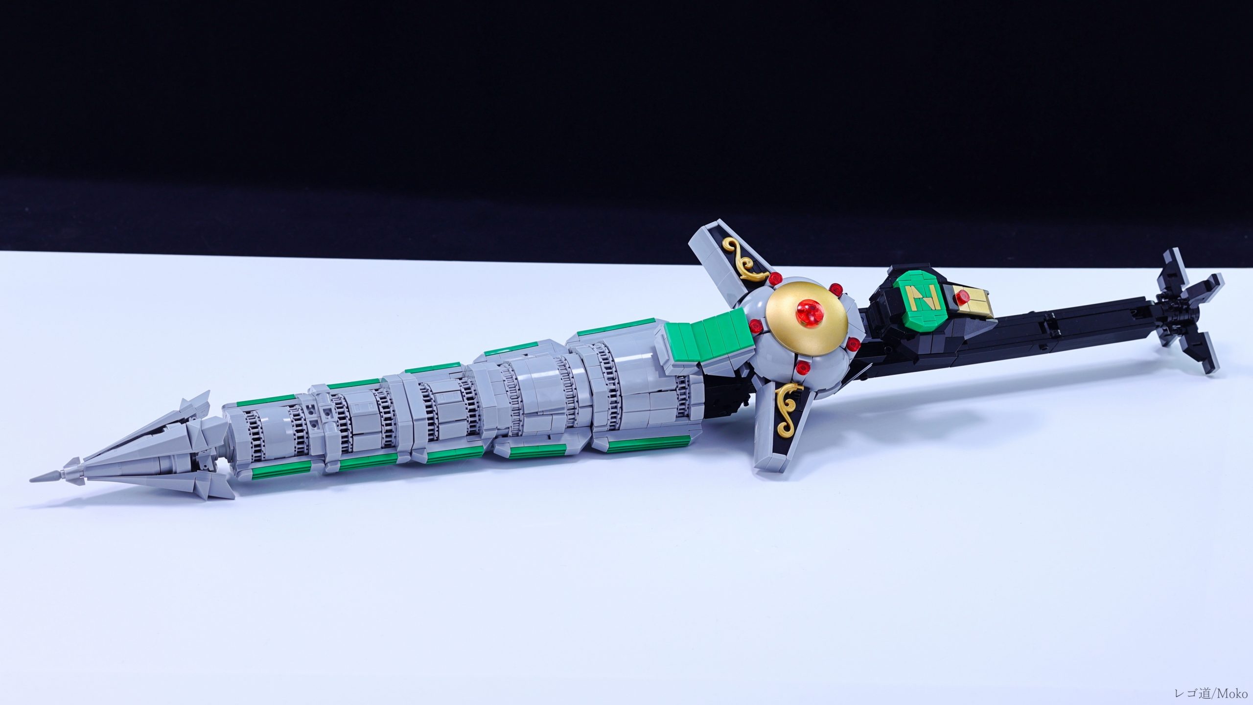 Moko's LEGO Dragonzord merges with Mighty Morphin' Megazord - The