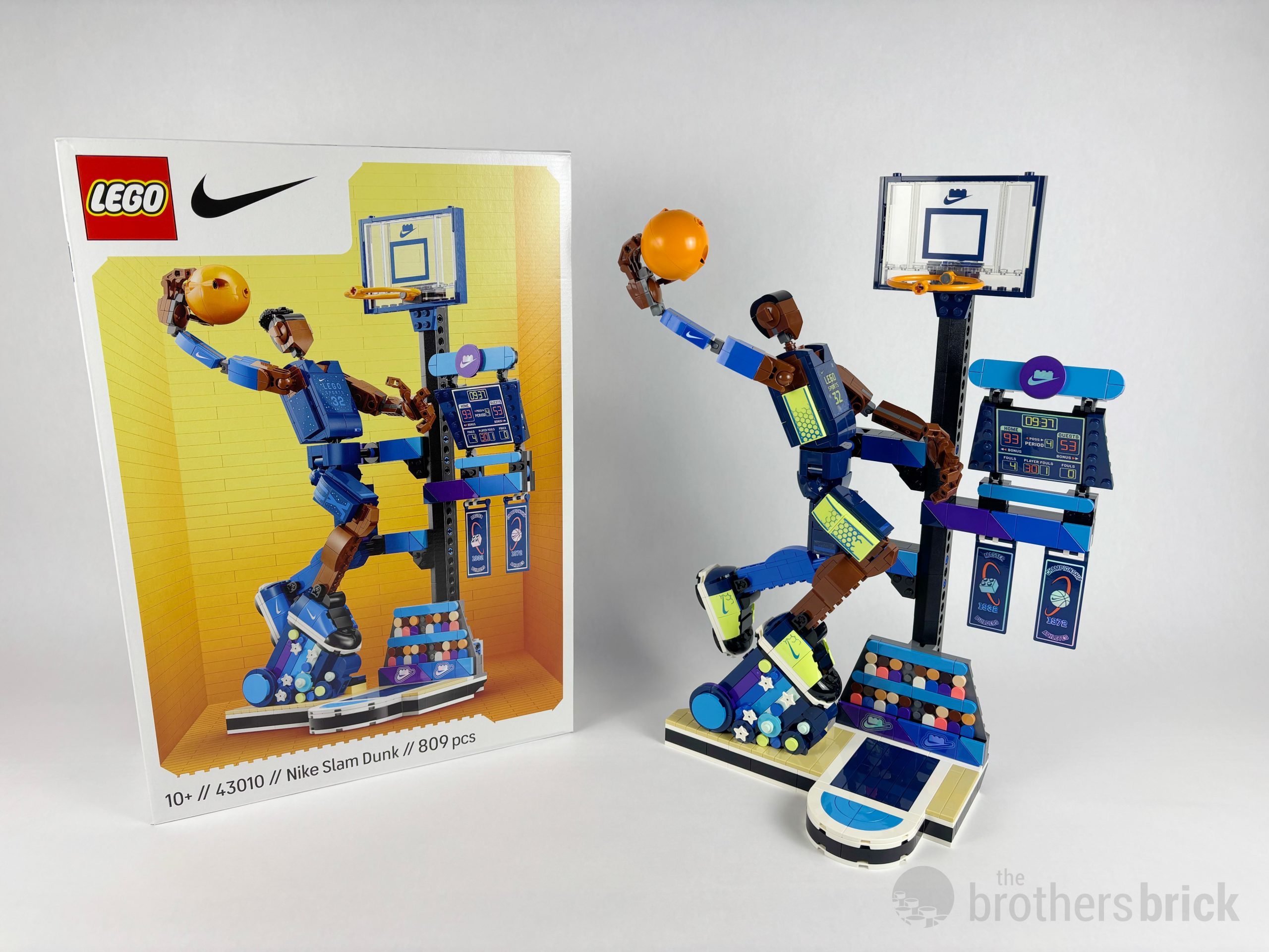 LEGO Nike 43021 Nike Dunk Trickshot and 43010 Nike Slam Dunk 