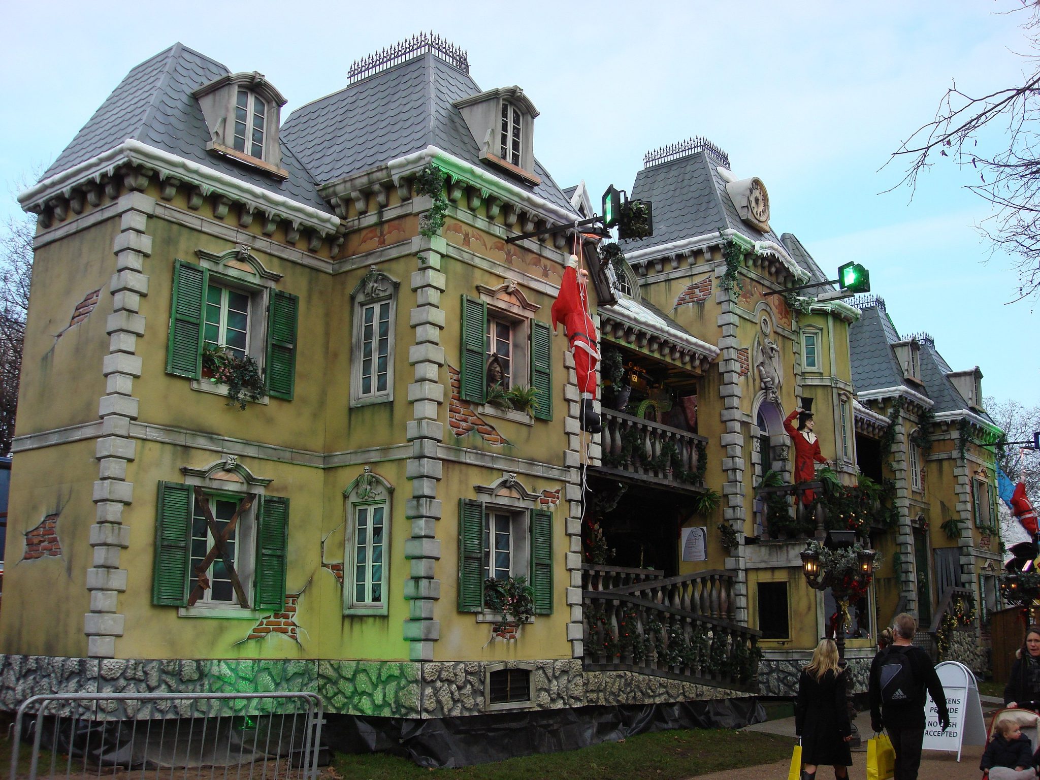 Six years in the making, this massive 25,000+ brick haunted house is ...