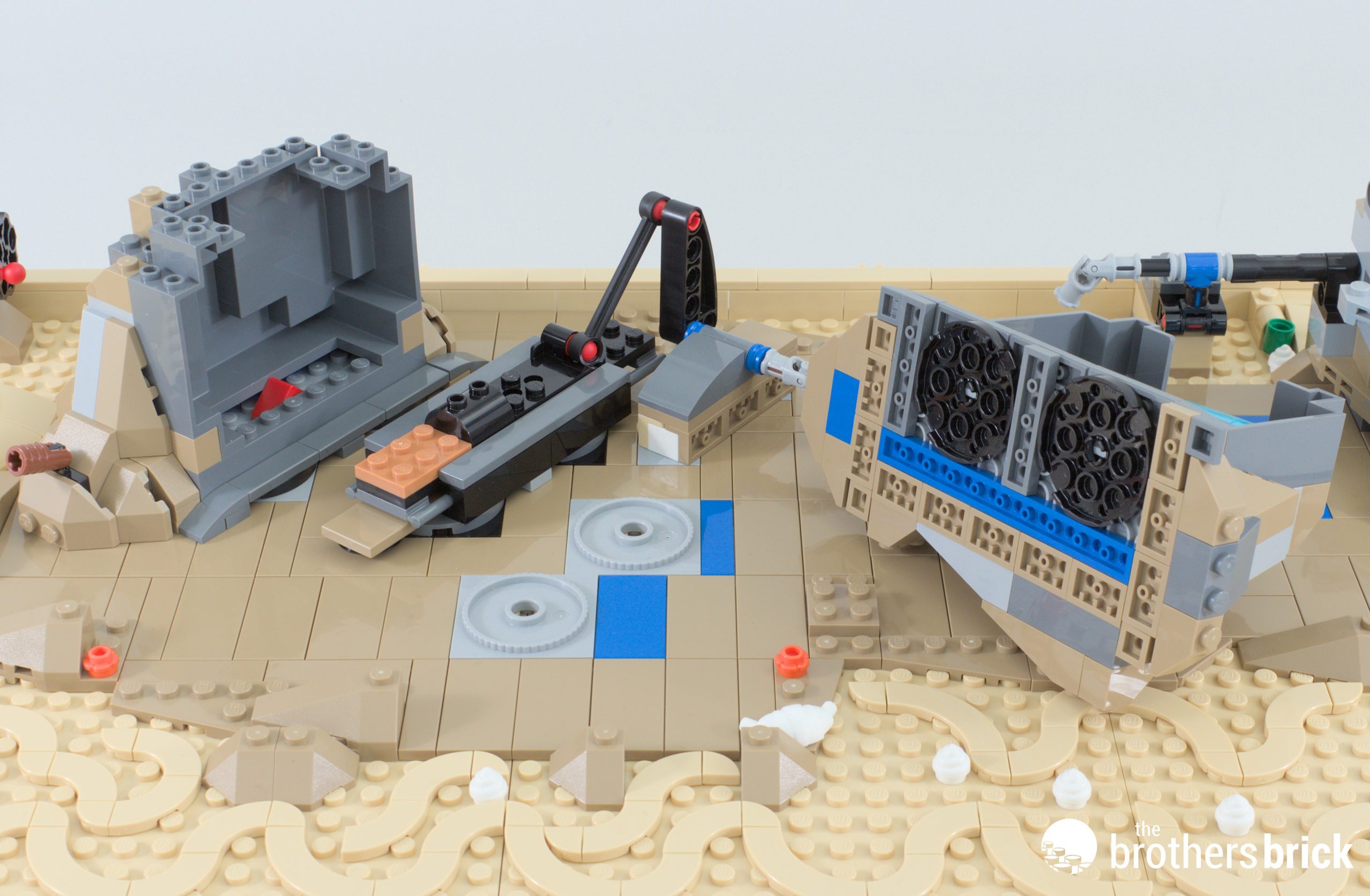 LEGO Icons 10366 Tropical Aquarium: deep-dive into the world of re