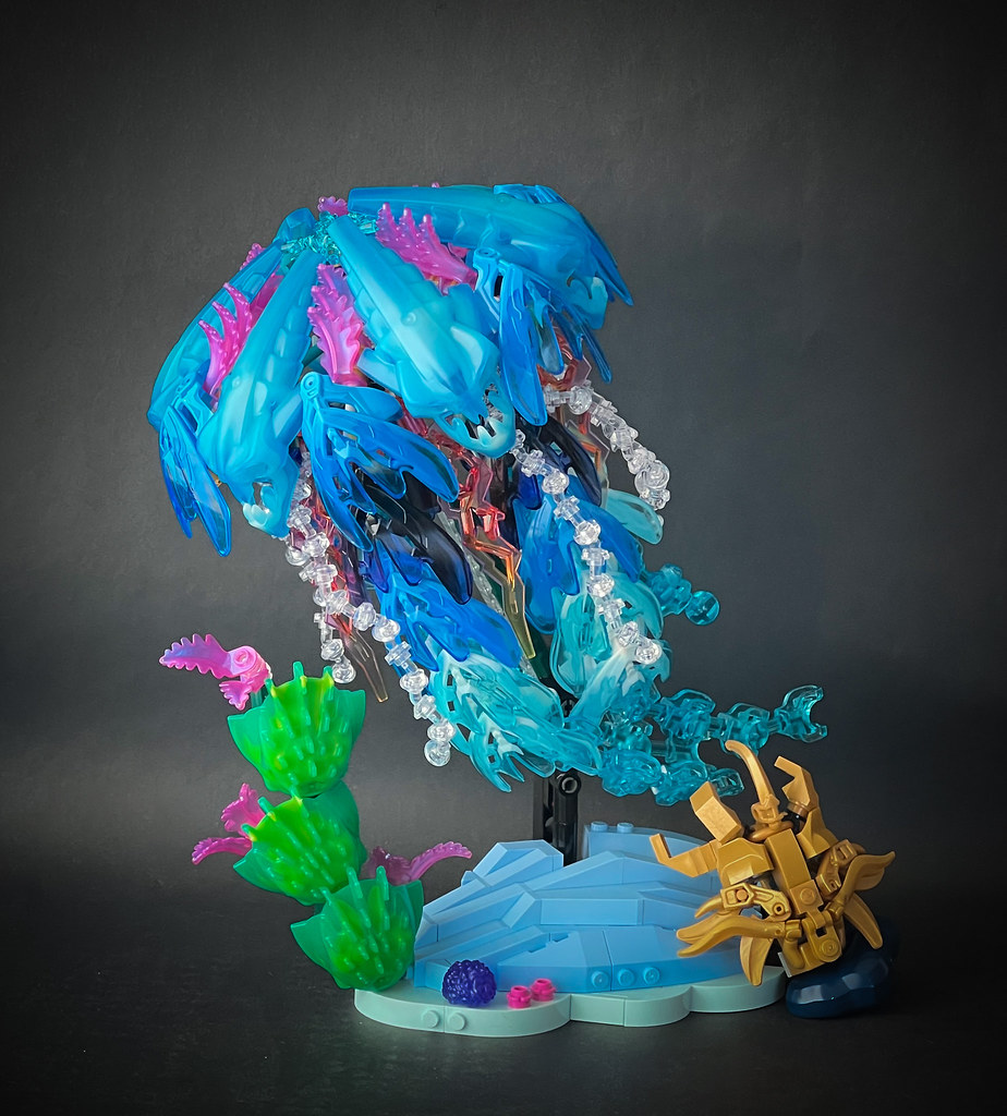 Don't be jelly of this incredible Jellyfish - The Brothers Brick