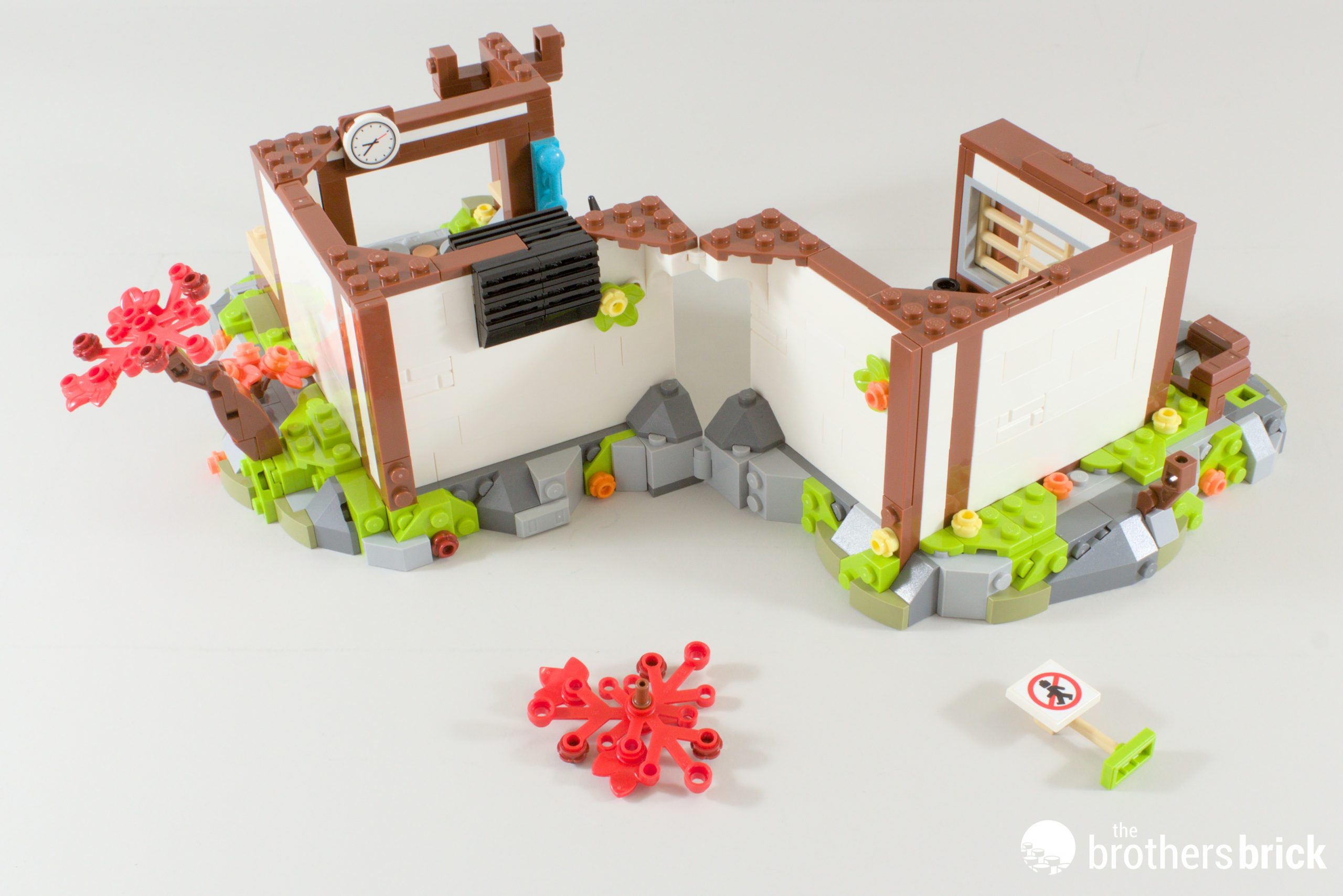 テーブルABC LEGO Ninjago 71858 Four Weapons Blacksmith: Ninjago-ing back to