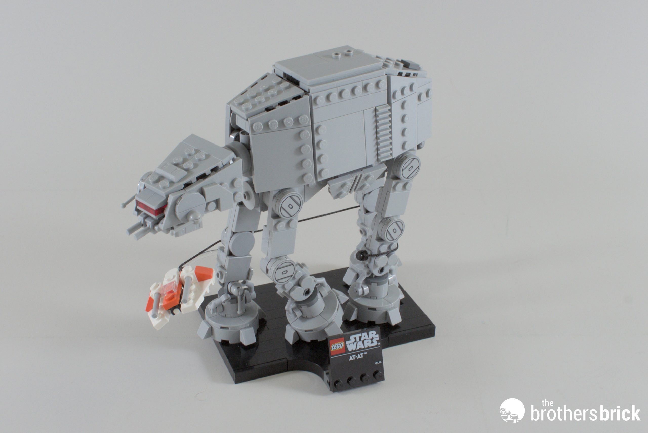 LEGO Star Wars 75440 AT-AT: Super little stomper [Review] - The