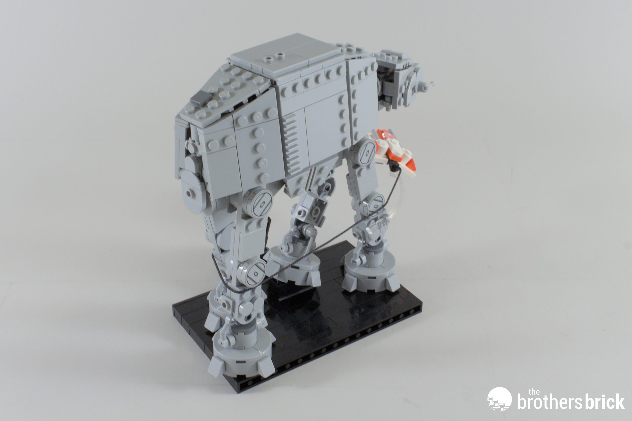 LEGO Star Wars 75440 AT-AT: Super little stomper [Review] - The