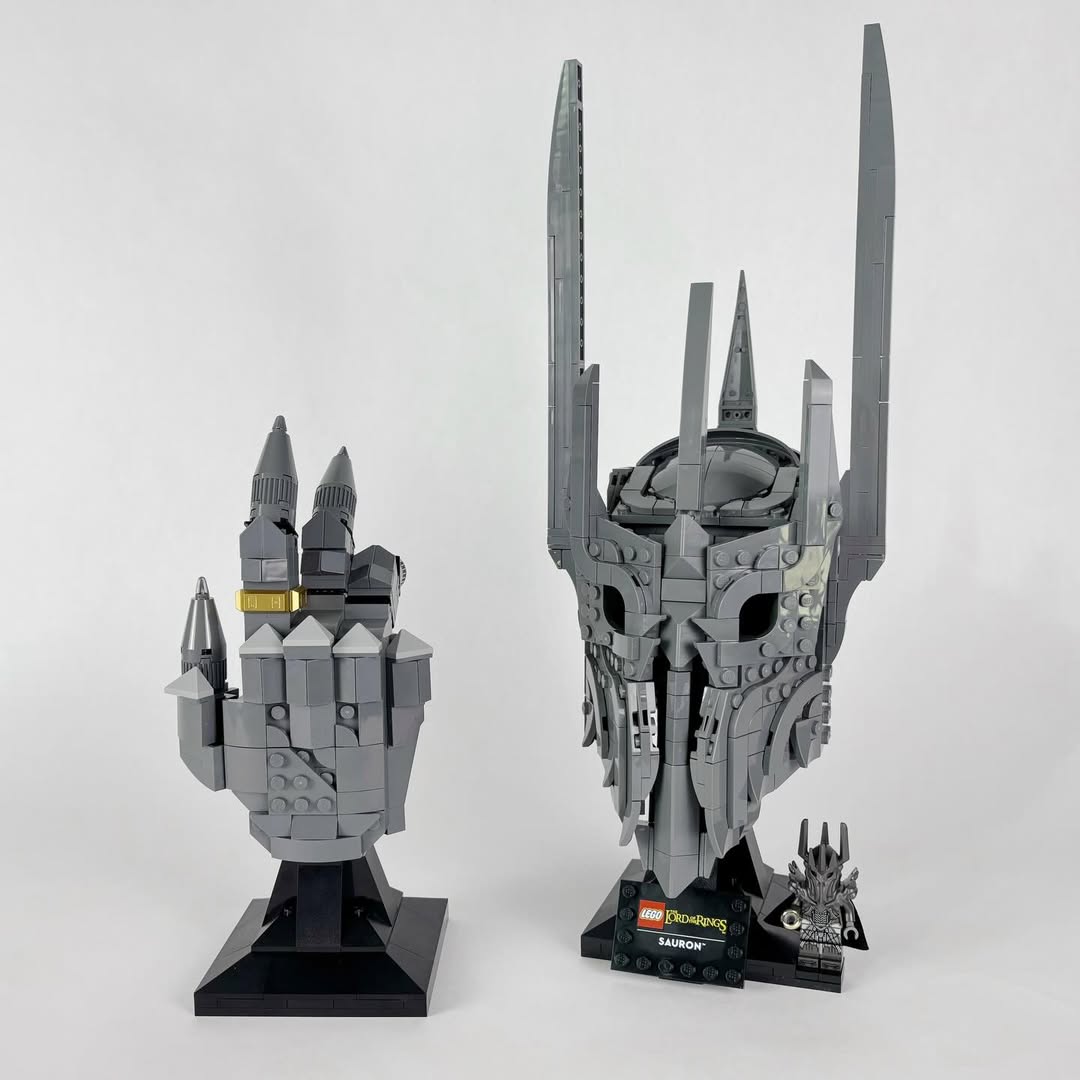 LEGO Icons 11373 The Lord of the Rings: Sauron's Helmet - The Dark