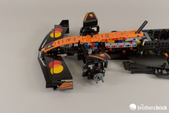 LEGO Technic 42228 McLaren F1 Team MCL38 TBB Review 7285of 0034 640x427