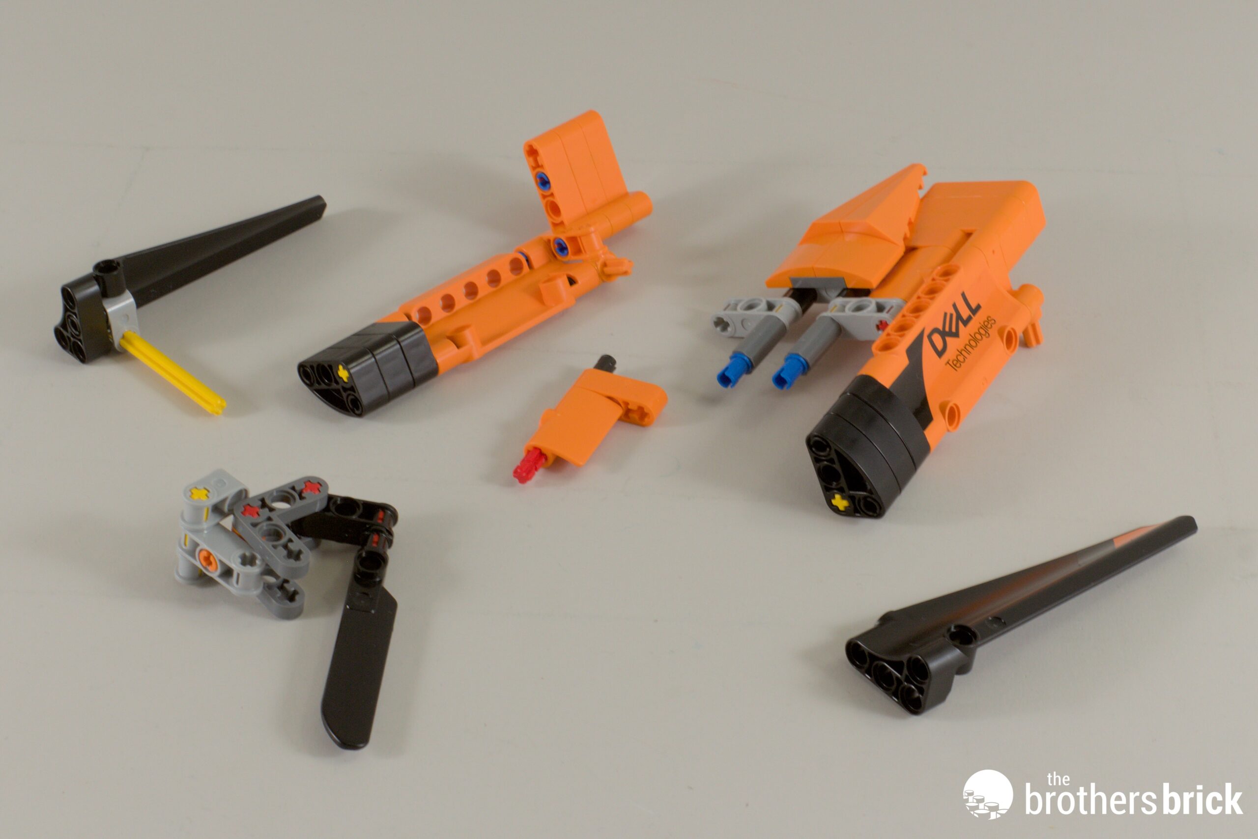 LEGO Technic 42228 McLaren F1 Team MCL38 TBB Review 7285of 0049 Scaled