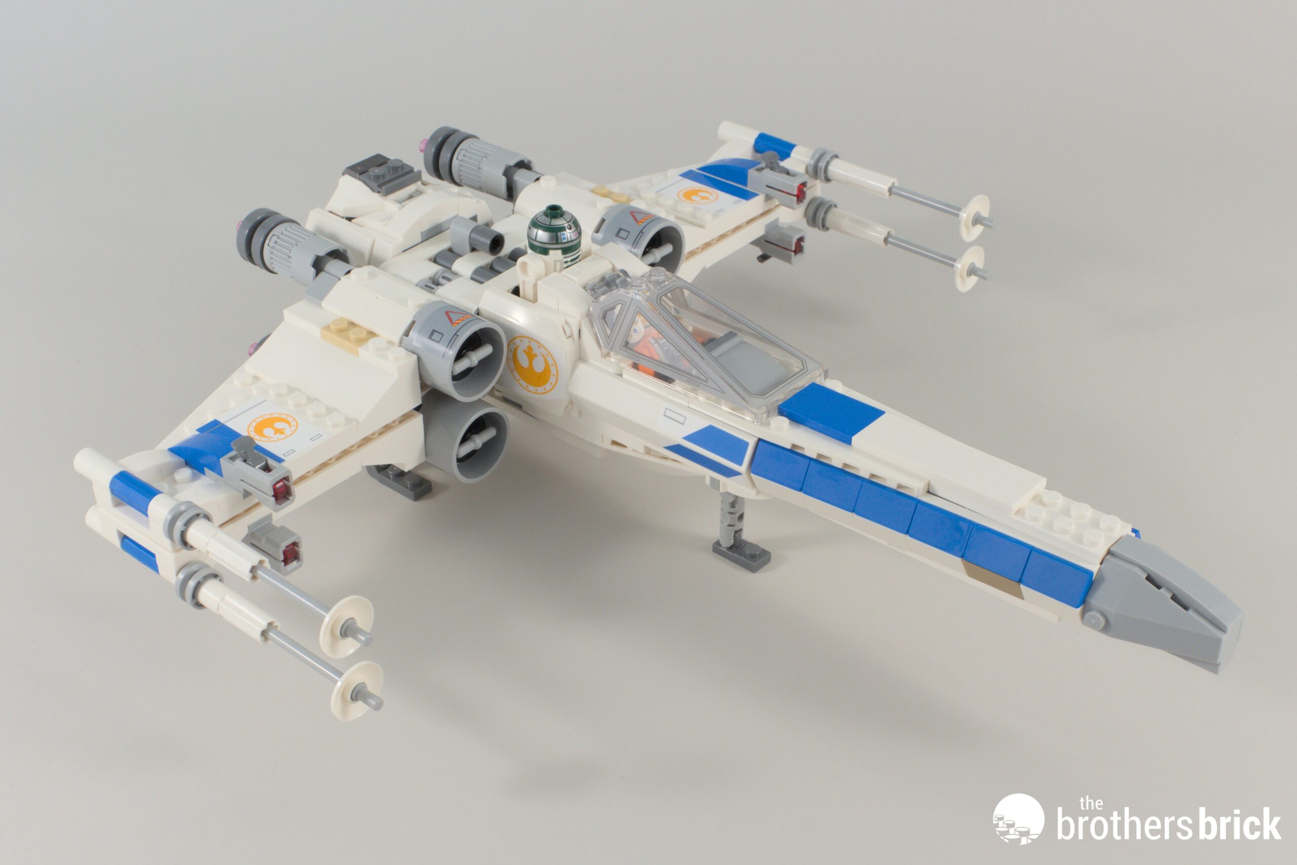 LEGO Star Wars 75460 New Republic X-Wing Starfighter: Blue Leader
