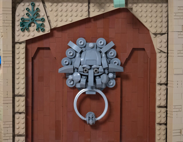 Knocker1 640x495